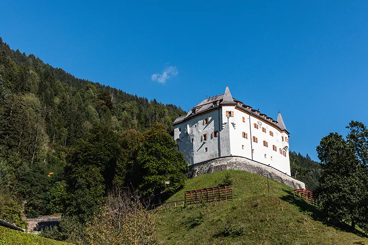Standort Nikolsdorf Schloss Lengberg