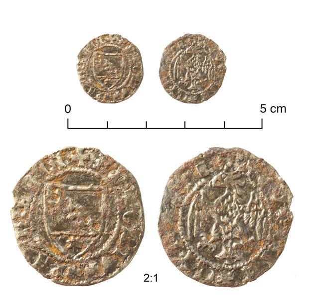 Denaro aus Aquileja, zur Zeit Patriarch Antonio II. Panciera (1402 – 1411), Vierer mit blitzartigem Beizeichen bzw. Punkt nach Tiroler Vorbild (1480 – 1500) aus Lienz, Foto zur Verfügung gestellt vom Institut für Archäologien der Leopold-Franzens-Universität Innsbruck