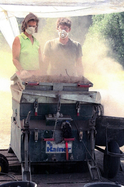 Siebaktion in Volders, Hauzenheim (Foto: H. Stadler, Volders)